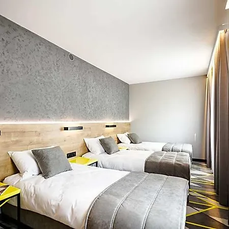 Air Hotel