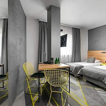 Air Hotel 3*