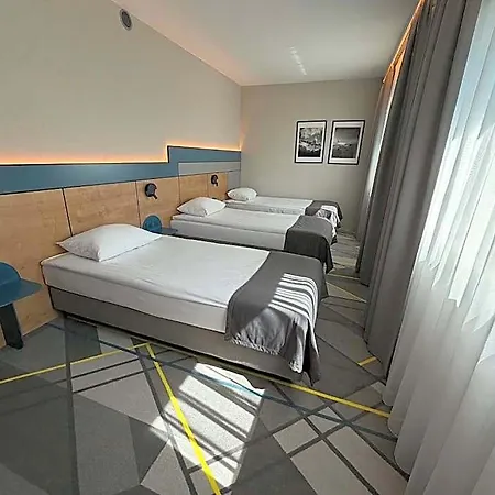 Air 3* Warsaw